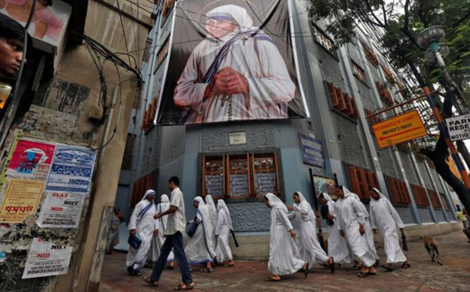 mother teresa-...